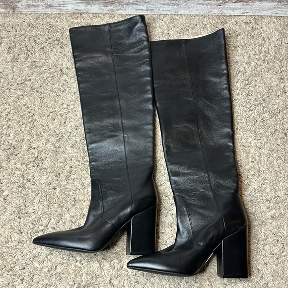 Stuart Weitzman WILLA Boot NWOT Size 6 - Picture 3 of 11